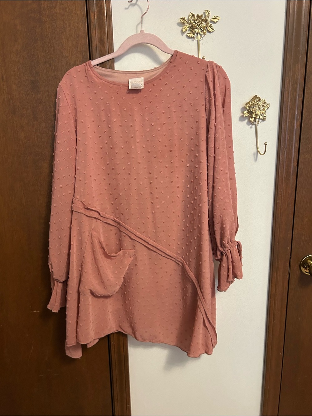 Swiss Dot Tunic Blouse in Dusty Rose with Front Pocket